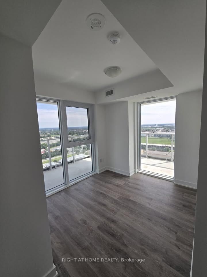 Property Photo:  1010 Sandy Beach Road 1602  ON L1W 3V9 