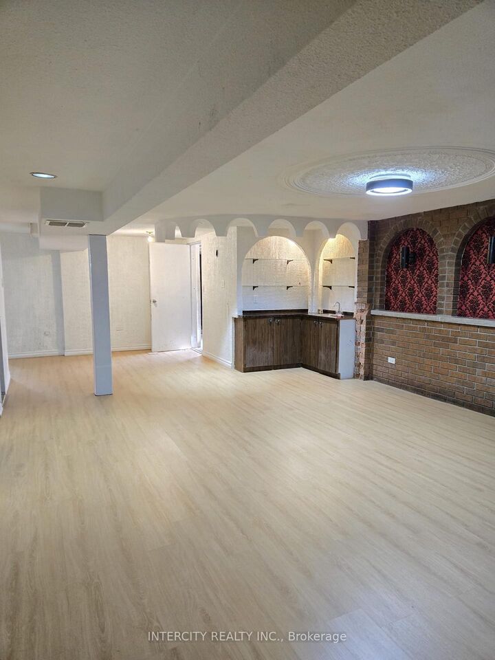 Property Photo:  61 Hardwick Court Basement  ON M9C 4G5 