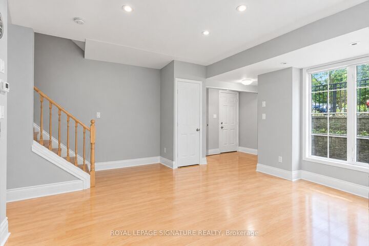 Property Photo:  5 Everson Drive W 1119  ON M2N 7C3 