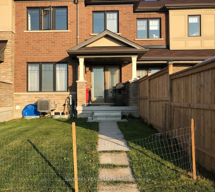 Photo de la propriété:  65 Sherway Street  ON L8J 2V5 