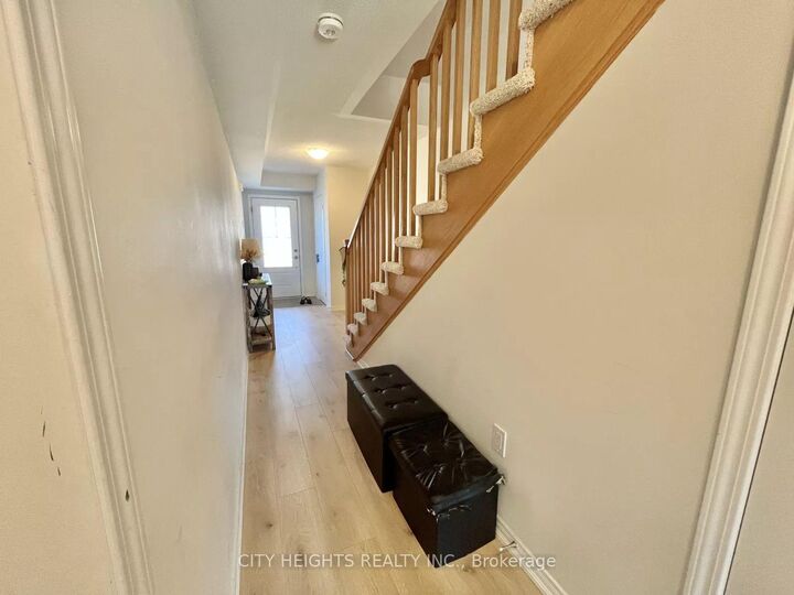 Property Photo:  92 Jerome Way  ON L1C 7G9 