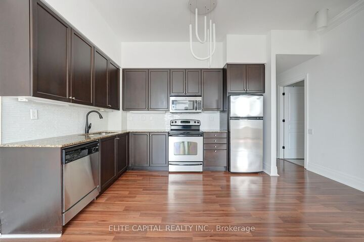 Property Photo: 777 Steeles Avenue W 709 ON M2R 3Y4