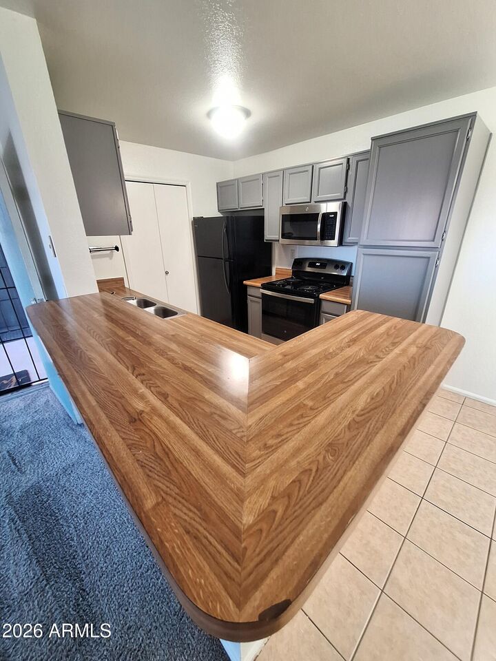 Property Photo: 623 W Guadalupe Road 272 AZ 85210