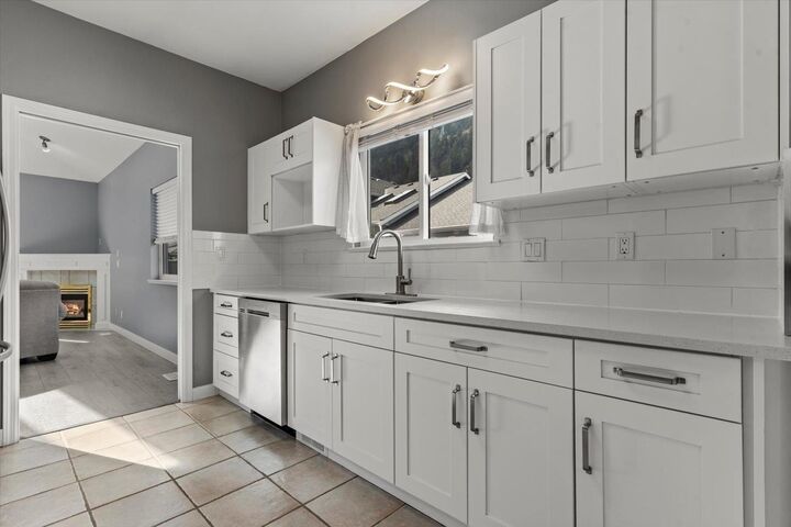 Property Photo: 730 McCombs Drive 34 BC V0M 1K0