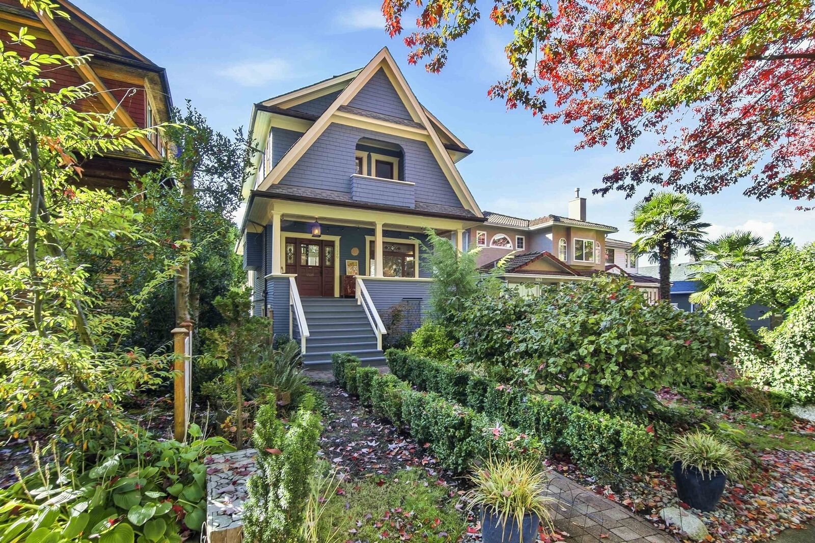 Photo de la propriété:  2580 Cambridge Street  BC V5K 1L4 