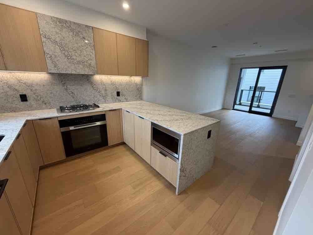 Property Photo:  5433 Oak Street 183  BC V6M 0G4 