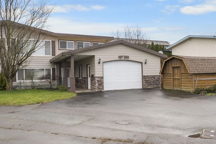 Property Photo: 46538 Rolinde Crescent A BC V2P 6X5