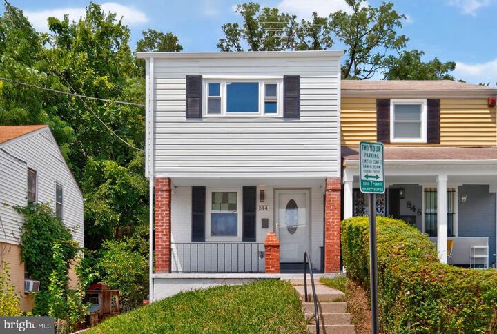 Property Photo:  844 50th Place NE  DC 20019 
