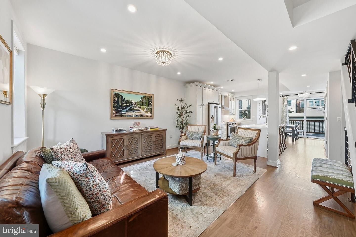 Property Photo:  1812 Bay Street SE  DC 20003 