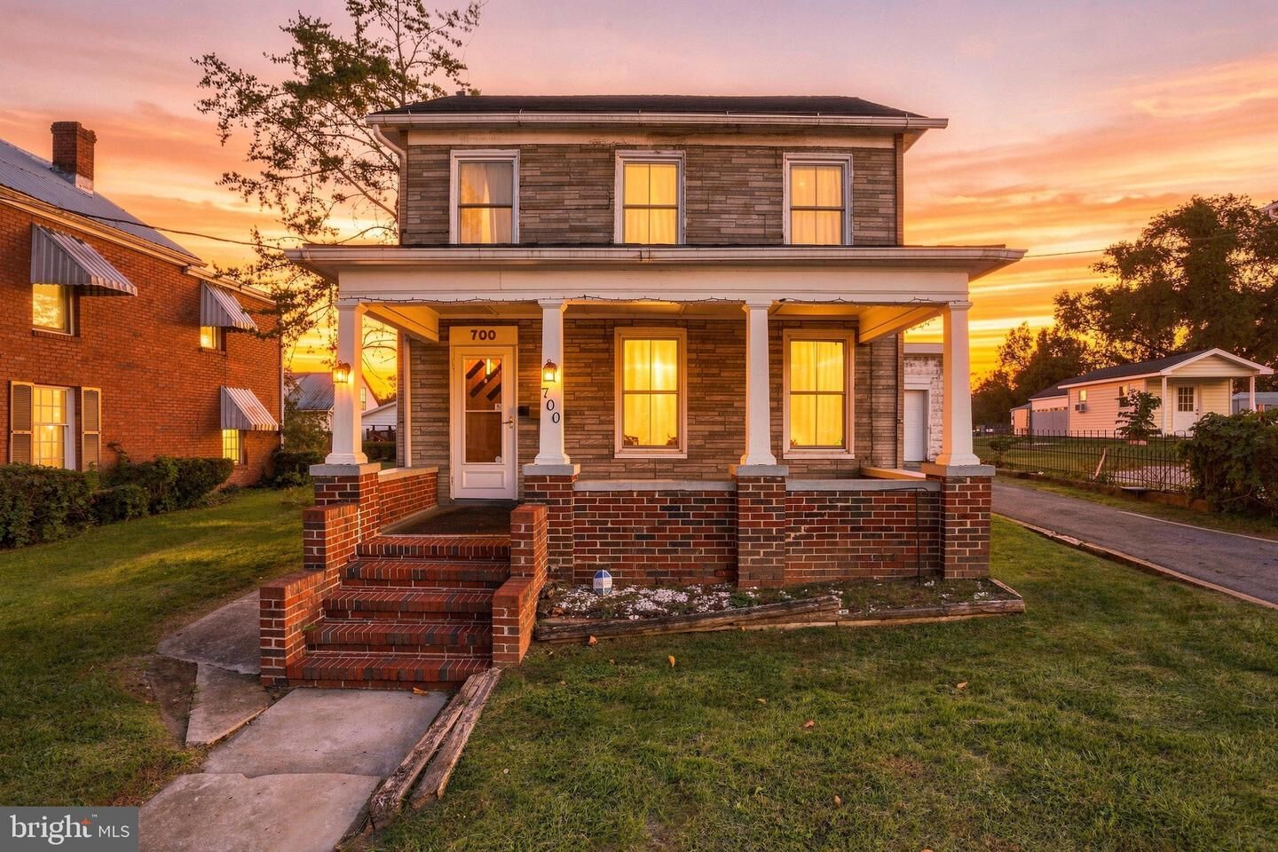 Property Photo:  700 N Queen Street  WV 25404 