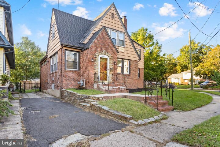 Property Photo: 7 Abernethy Drive NJ 08618