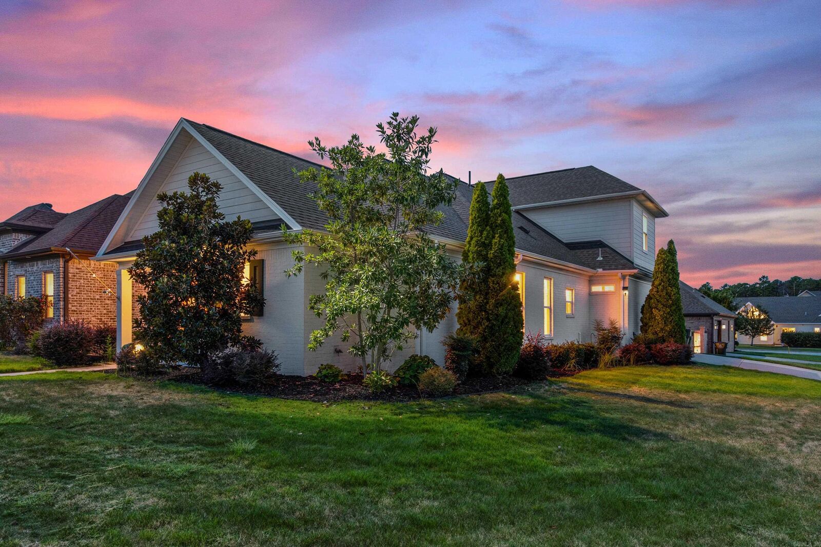 Property Photo:  16 Bentwood Lane  AR 72223 