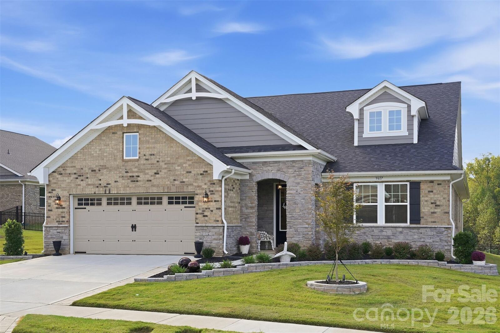 Property Photo: 9617 Liberty Hill Drive NC 28227