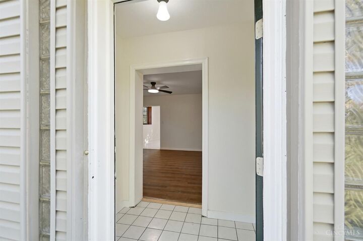 Property Photo:  2710 Carroll Avenue  OH 45248 