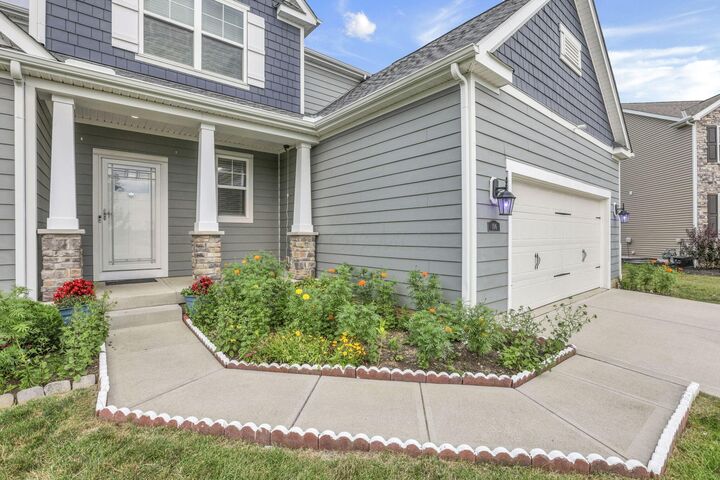 Property Photo:  106 Cedarhurst Court  OH 43147 