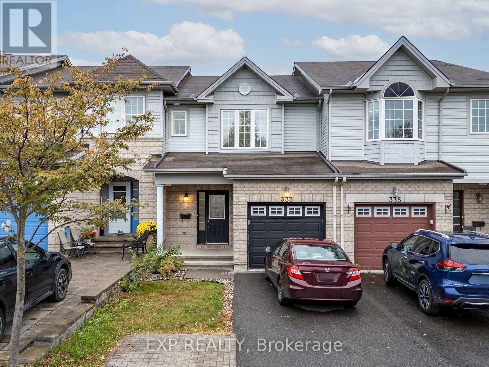 Property Photo:  333 Rolling Meadow Crescent  ON K1W 0A9 