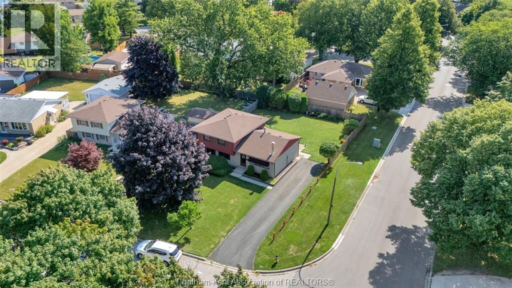 Property Photo:  85 Pheasant Drive  ON N7L 1H3 