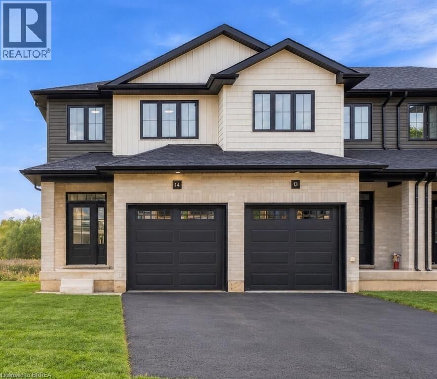 Property Photo:  72 Johnson Road 14  ON N3T 5M1 