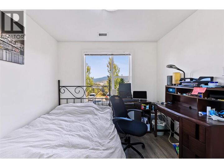 Property Photo:  935 Academy Way 105  BC V1V 3C9 