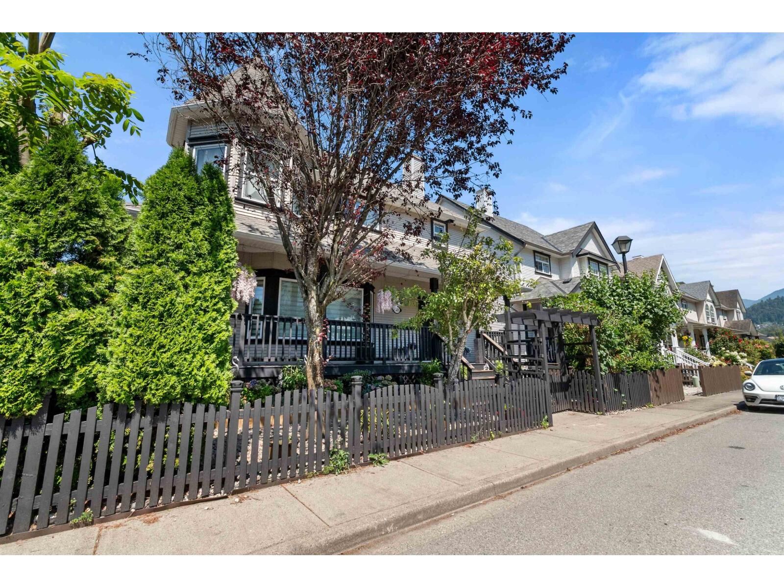 Property Photo:  46415 Bedford Parkway  BC V2R 5N4 