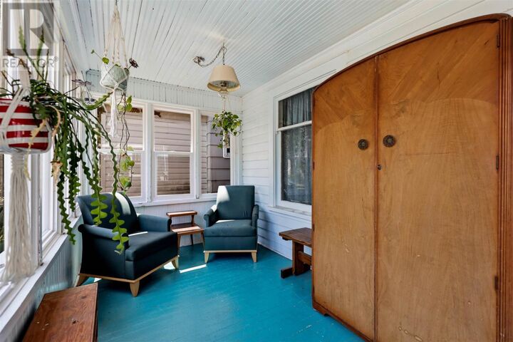 Property Photo:  317 Wilson St  ON P6B 2K7 