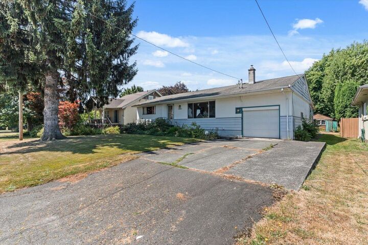 Property Photo:  9481 Woodbine Street  BC V2P 5S5 