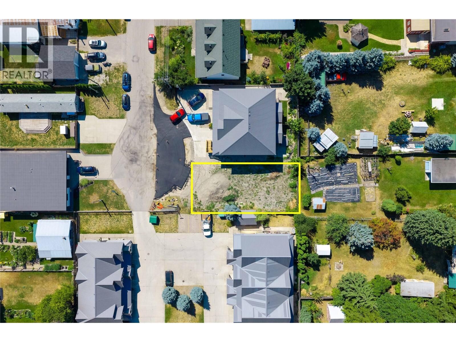 Property Photo:  701 Center Street  BC V0E 2S0 