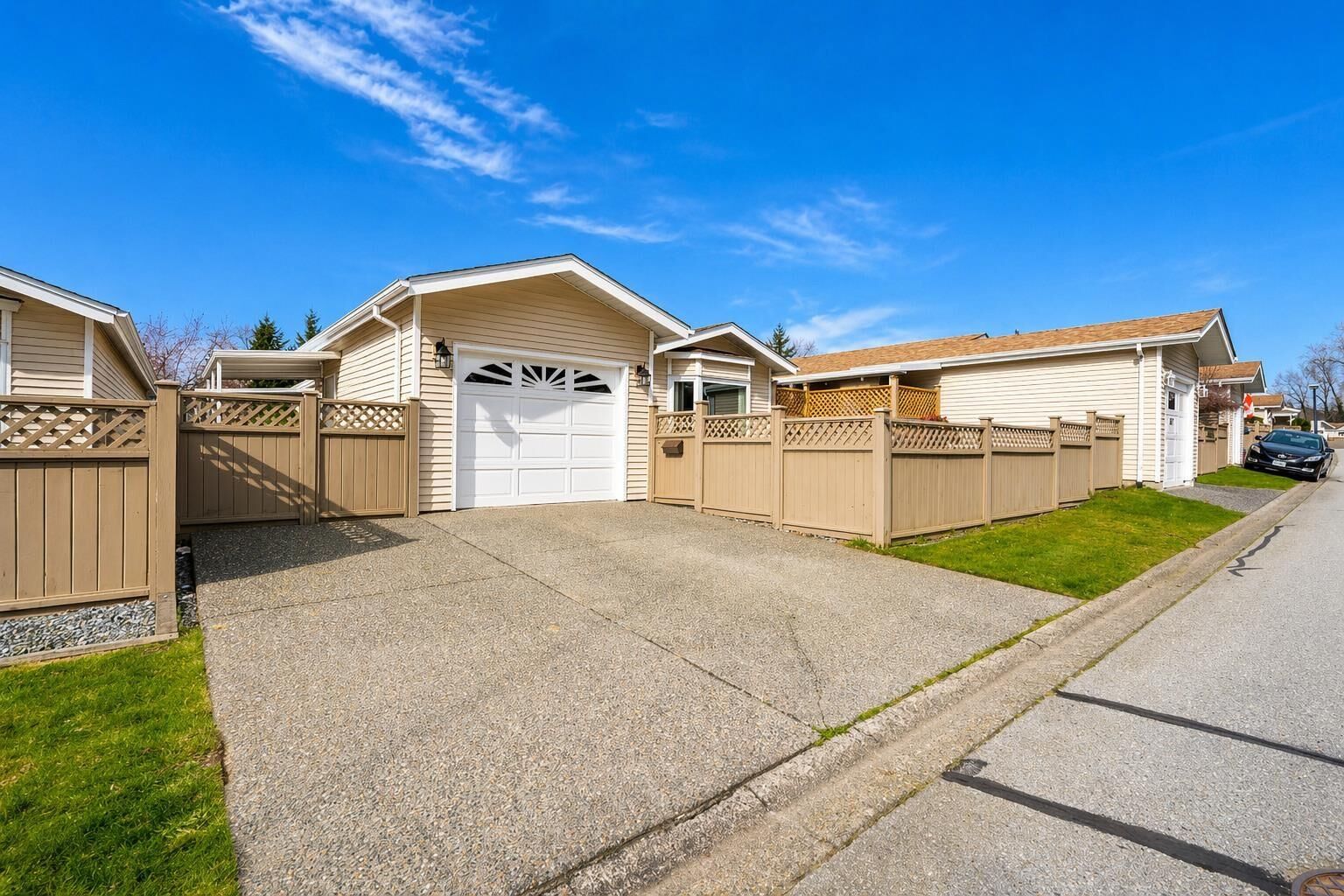 Property Photo: 1400 164 Street 64 BC V4A 8V8