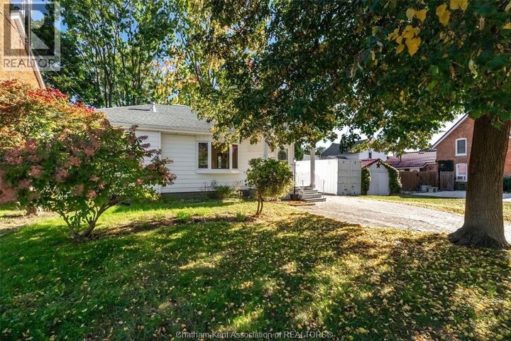 Property Photo: 7 Arnold Street ON N7L 2X7