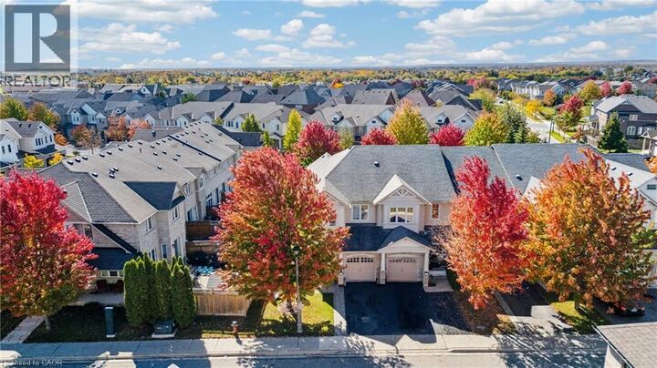 Property Photo: 10 Maplerun Street ON L7C 3P9