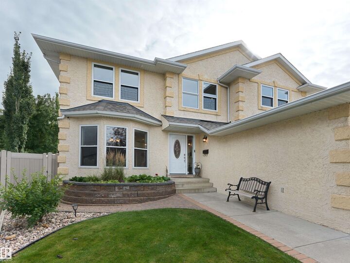 Property Photo:  915 Picard Drive NW  AB T5T 6H2 