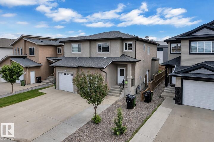 Property Photo:  6529 172 Avenue NW  AB T5Y 3R1 