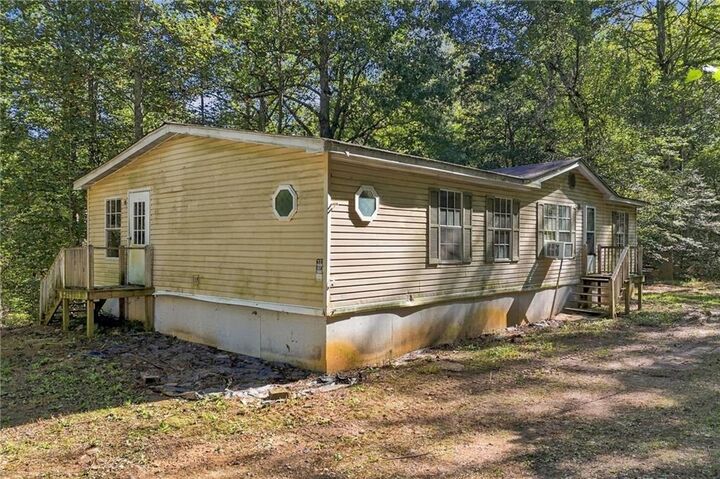 Property Photo:  108 Charlottes Web Lane  GA 30540 