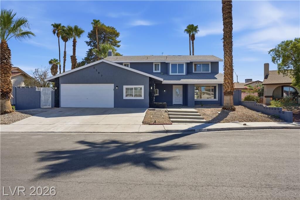 Property Photo:  1707 Mapleton Lane  NV 89119 