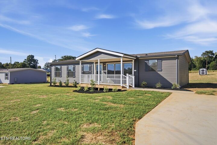 Property Photo:  173 County Road 784A  TN 37331 