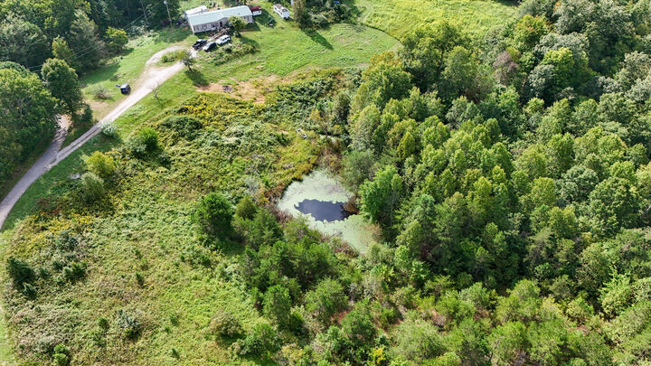 Property Photo: 4184 Red Hill Road KY 40445
