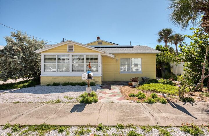 Property Photo: 102 11th Avenue FL 33706
