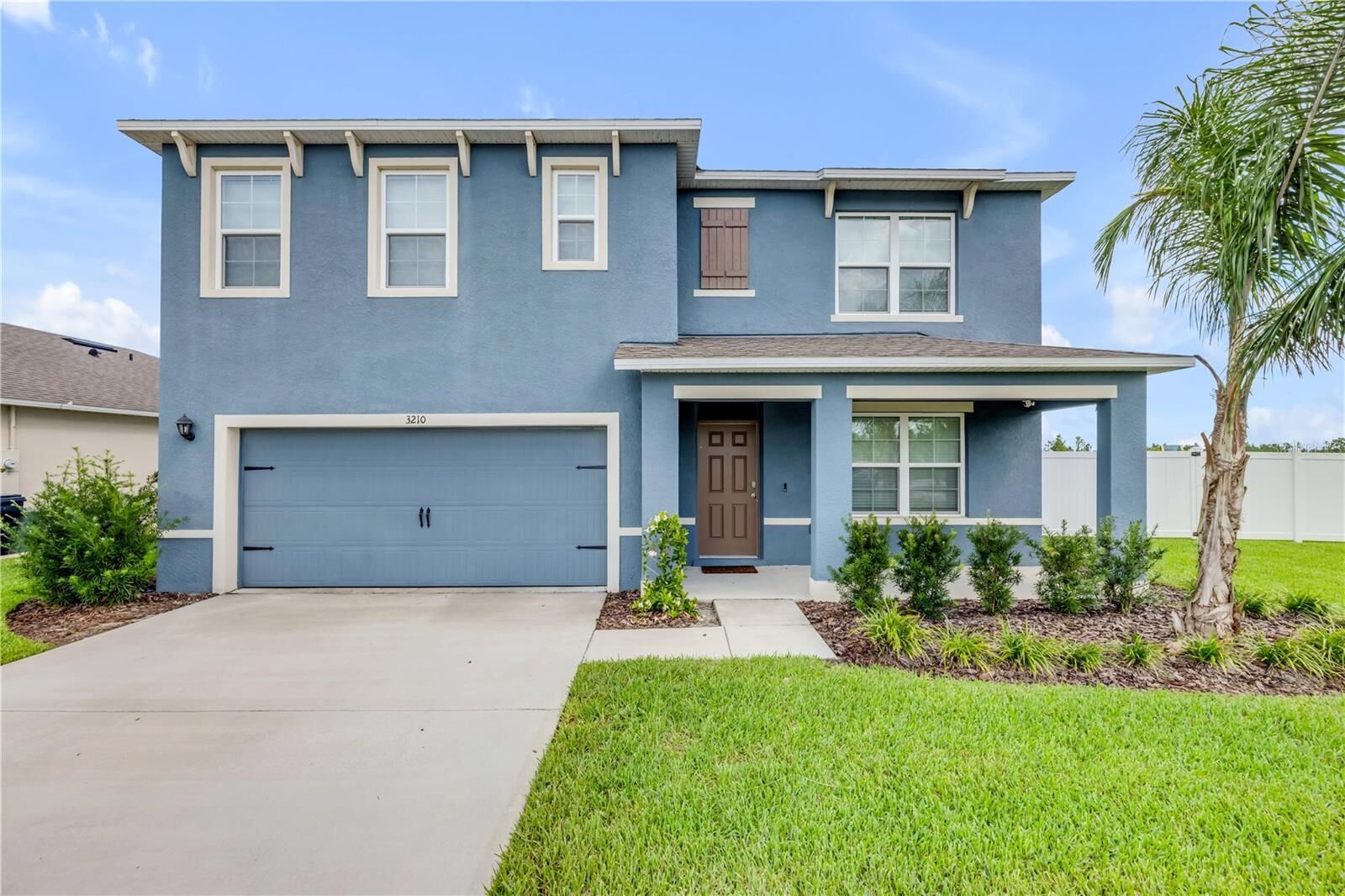 Property Photo:  3210 Silas Drive  FL 32168 