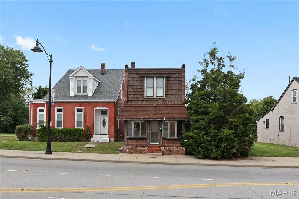 Property Photo:  513 N Illinois Street  IL 62220 