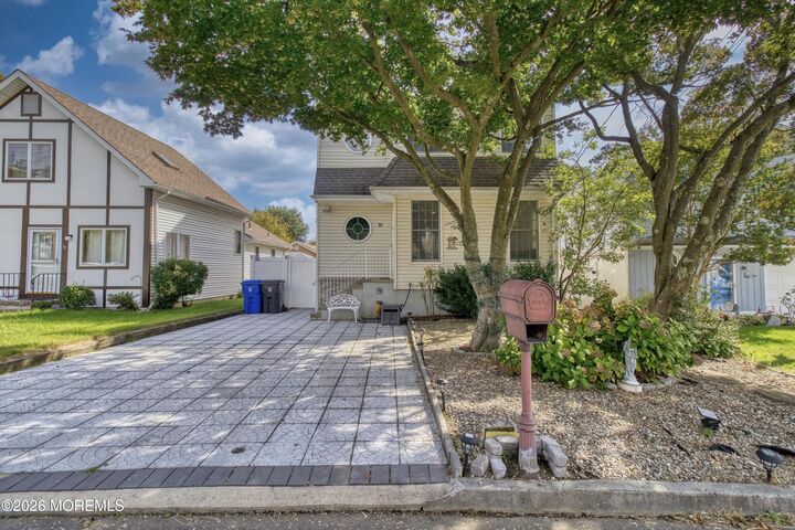 Property Photo:  30 Gladney Avenue  NJ 08753 