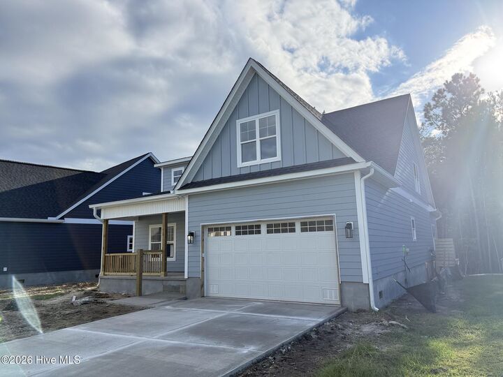 Property Photo:  806 Sweetgrass Street  NC 28445 