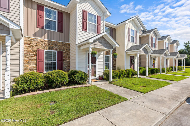 Property Photo:  