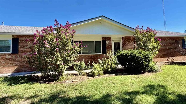 Property Photo:  1895 S McCord Rd  OK 74604 