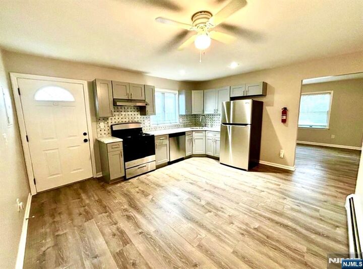 Property Photo:  249 Union Street 1  NJ 07644 