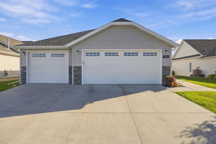 Property Photo:  413 38th Avenue E  ND 58078 