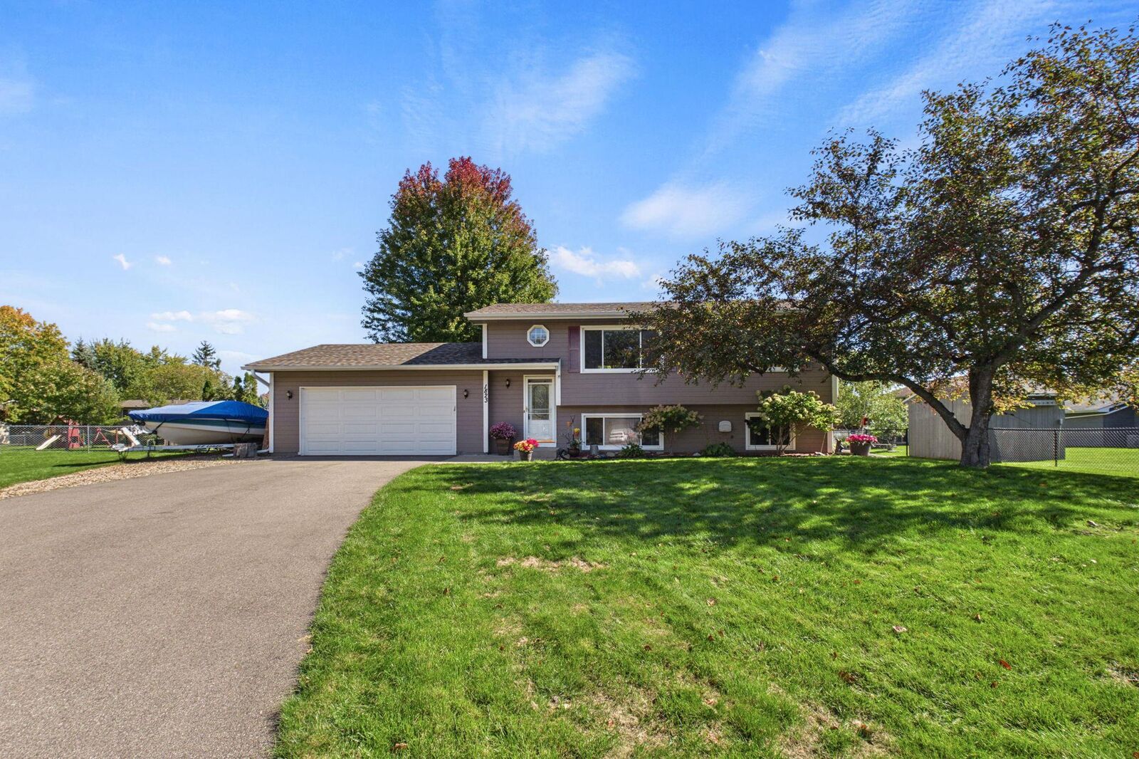 Property Photo:  1823 Houle Circle  MN 55038 