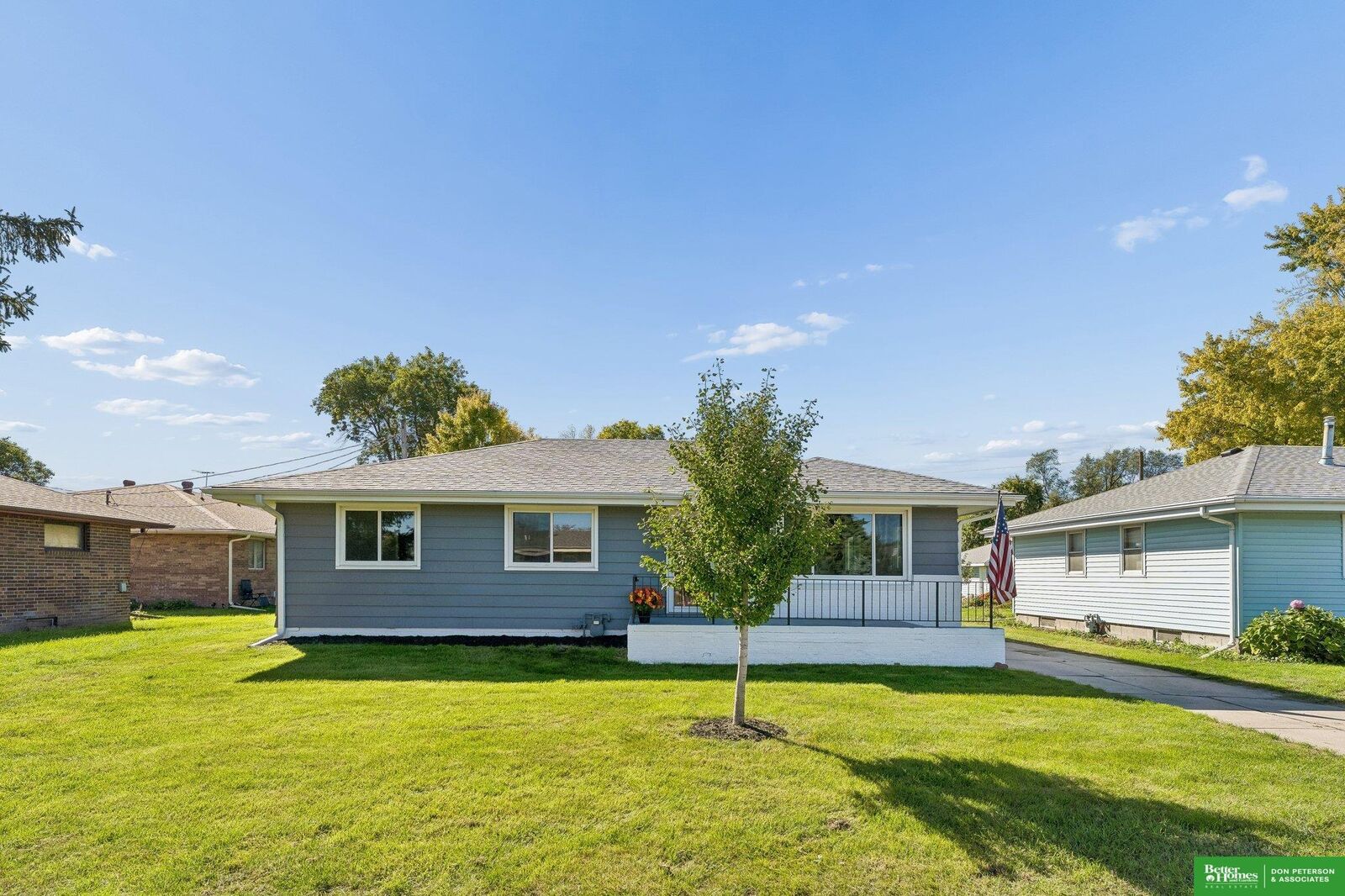 Property Photo:  1743 E 5th Street  NE 68025 