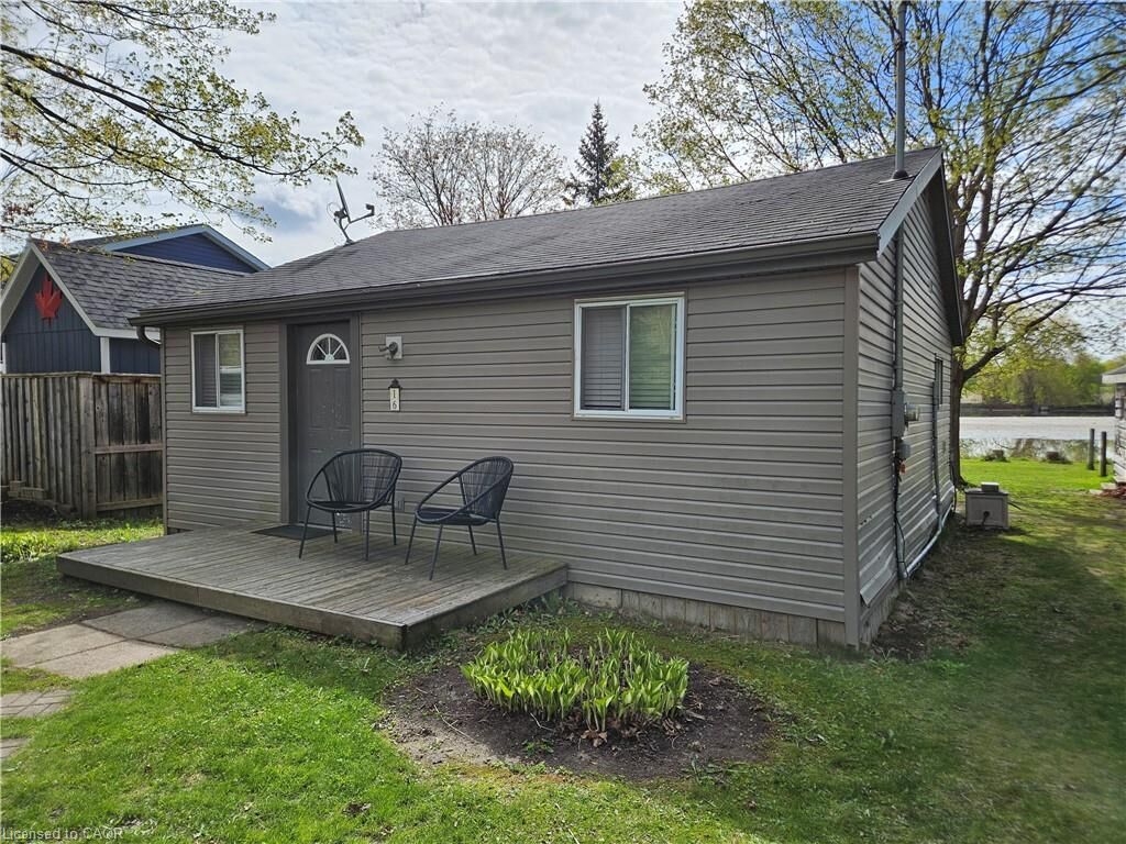 Property Photo:  1323 Queen Street 125  ON N0B 2E0 