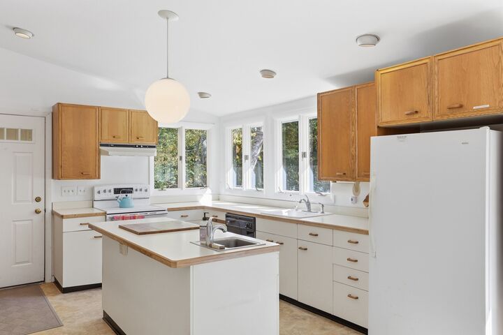 Property Photo:  148 Rutland Street  MA 01741 