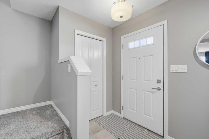 Property Photo:  123 Hinshaw Drive  AB T4S 2P1 